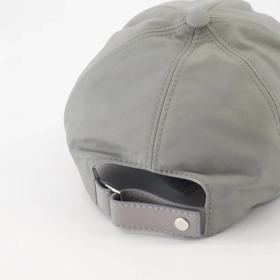 Casquette Couture Élégante