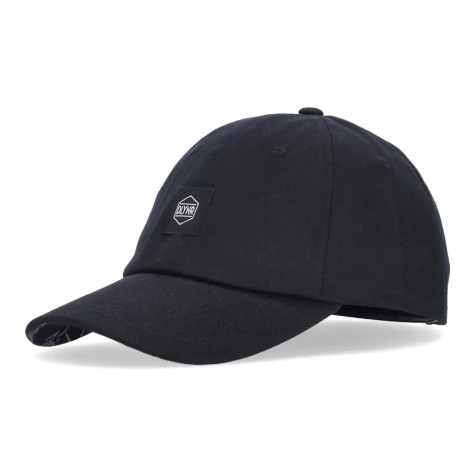 Casquette noire à visière courbée et logo