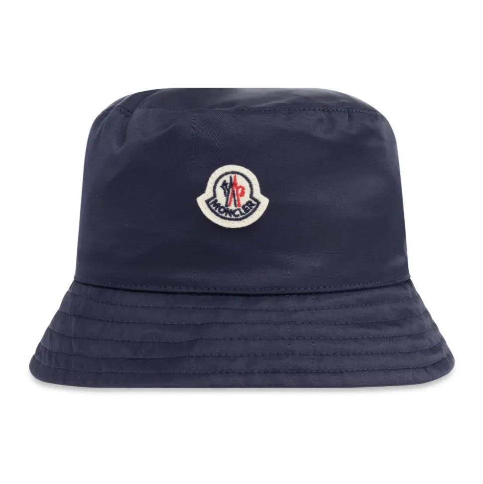 Chapeau avec écusson logo