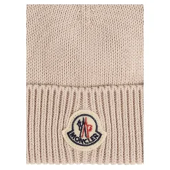 Chapeau avec écusson logo