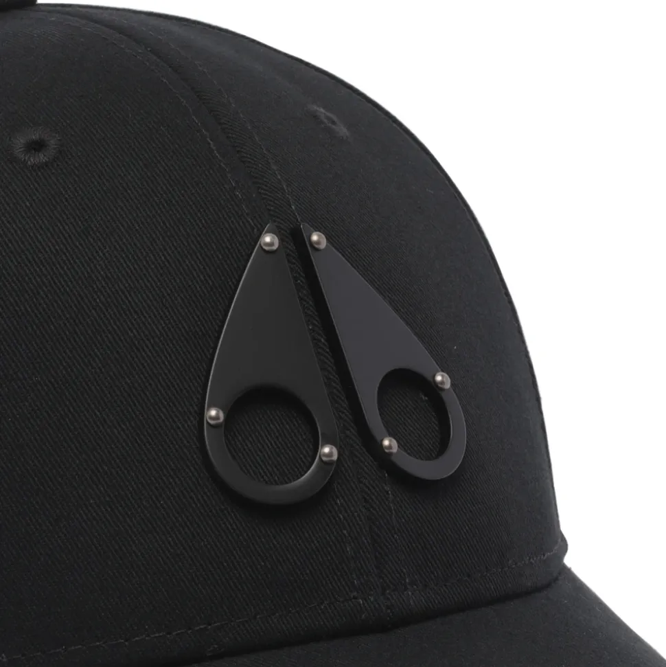 Chapeaux noirs pour tous