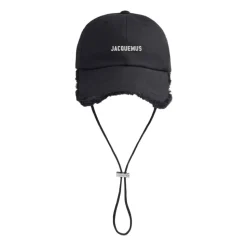 Chapeaux noirs pour un look élégant