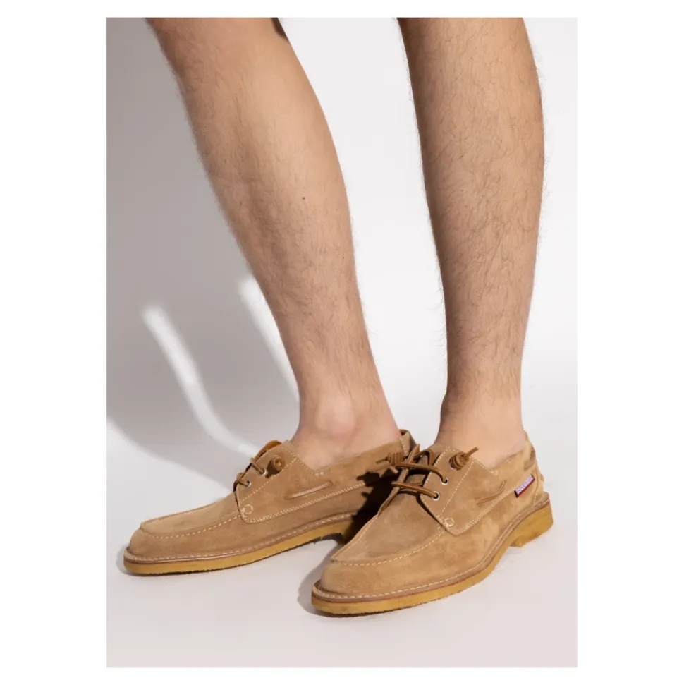 Chaussures bateau néoclassiques