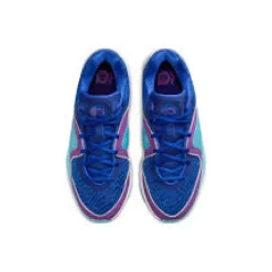 Chaussures de basketball KD16