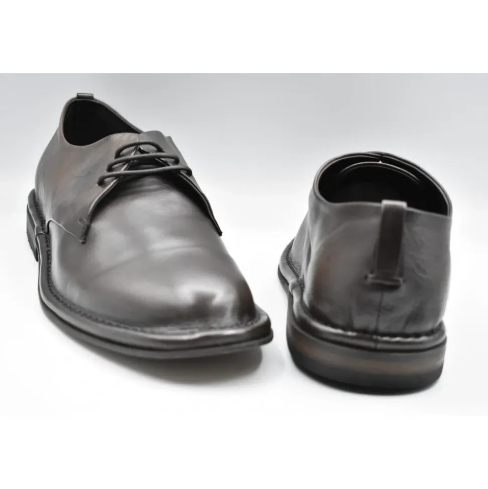 Chaussures à lacets