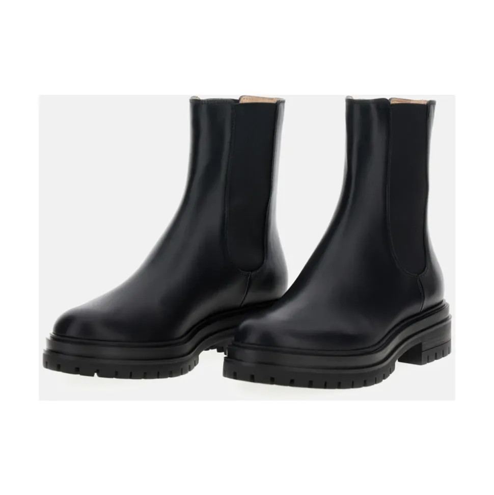 Chelsea Boots