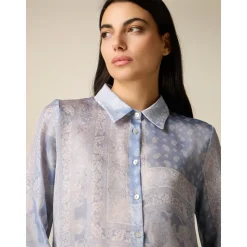 Chemise satinée à imprimé foulard
