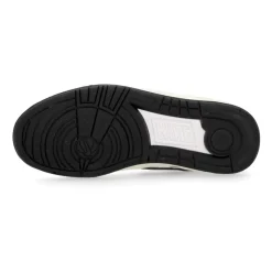 Classic Low Top Sneaker