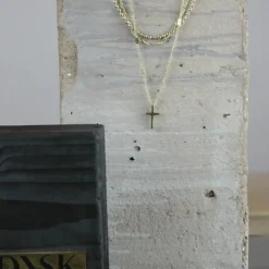 Collier Croix Or Imperméable Design Tendance
