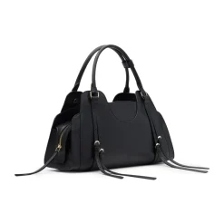 Corinne Maxi
