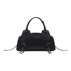 Corinne Maxi