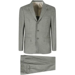 Costume à un bouton