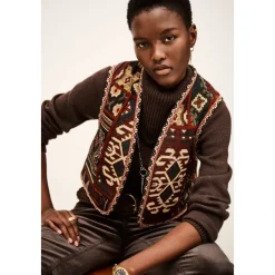Elton Jacquard Vest