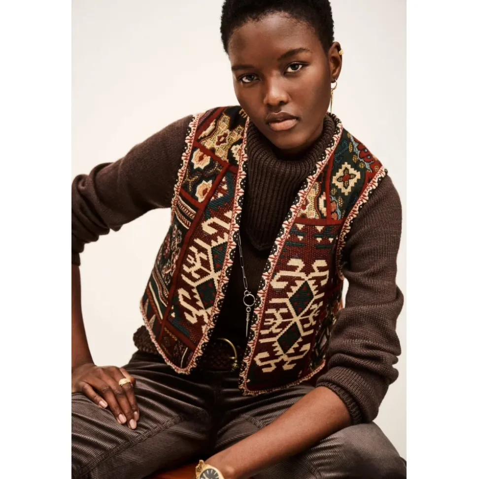 Elton Jacquard Vest