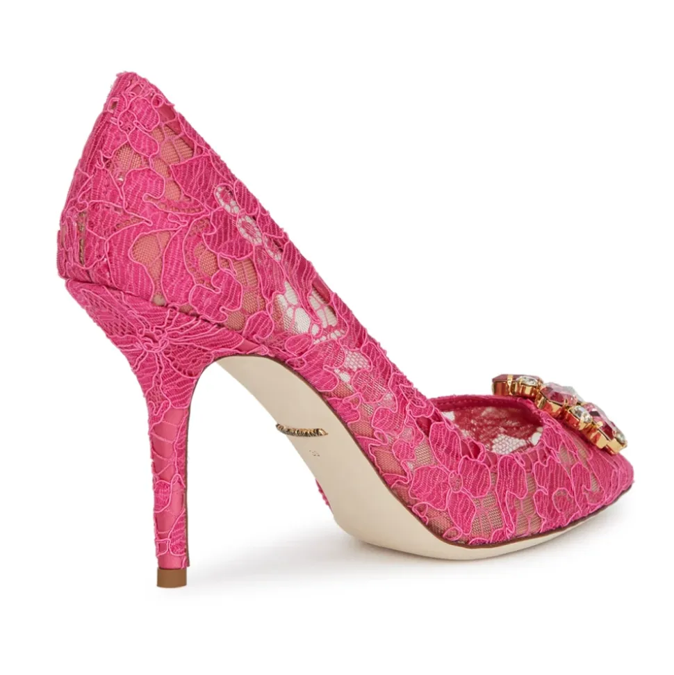 Escarpins à talons et slingbacks