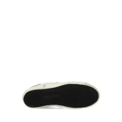 Flat shoes