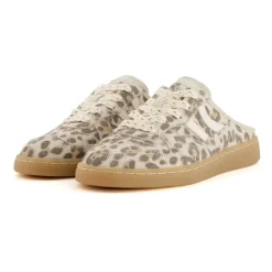 Goal Leopard Mule
