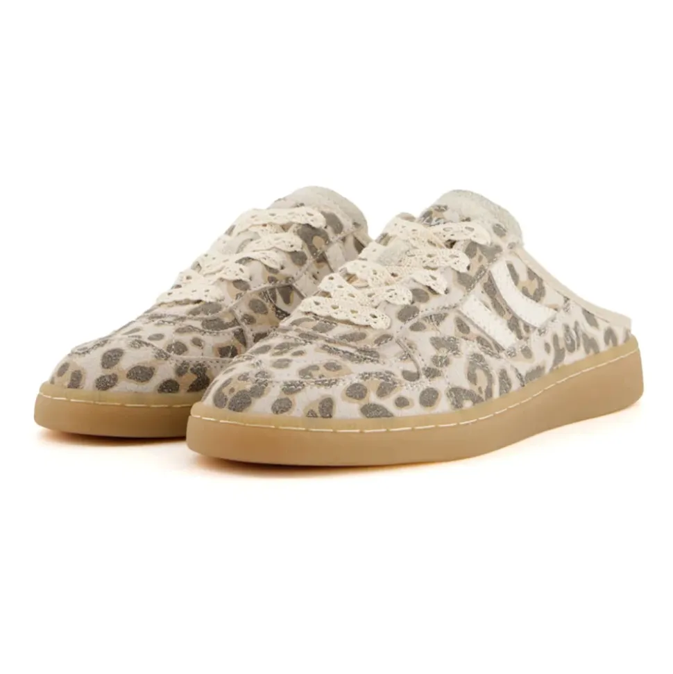 Goal Leopard Mule