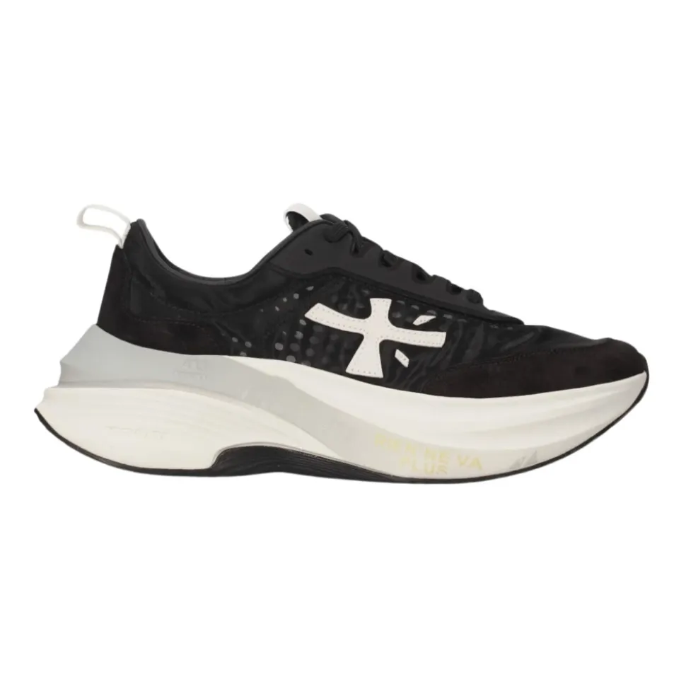 Hill 8241 Sneaker