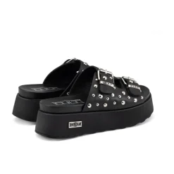 Janis Sandal