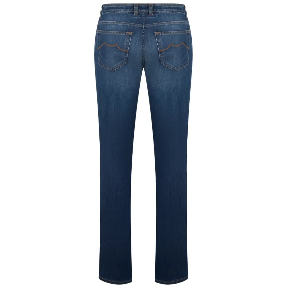 Jean slim bleu foncé confortable et polyvalent