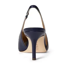 Khloe Pump