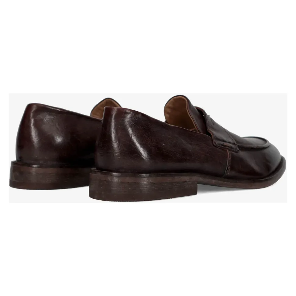 Kurni Shoe
