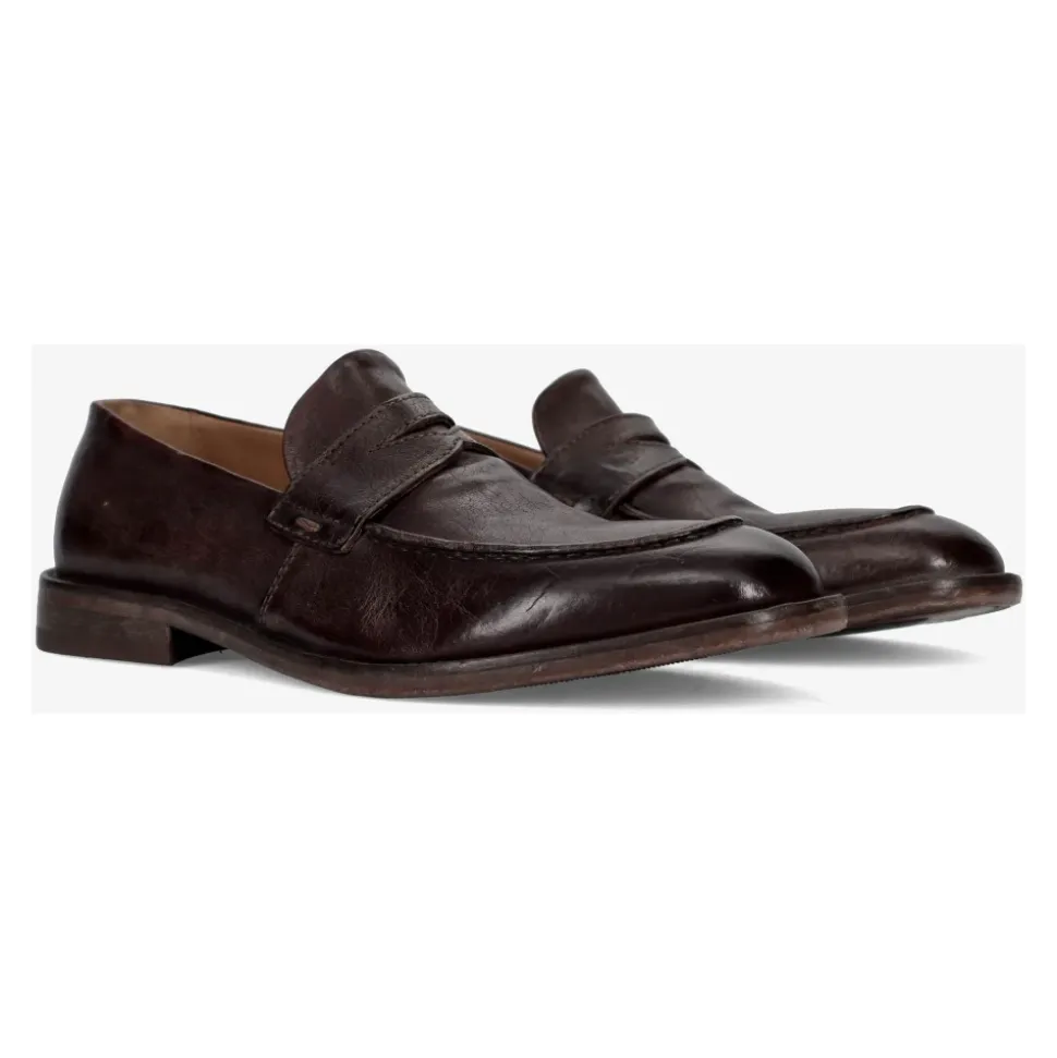 Kurni Shoe