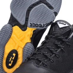 LeBron XIX Low Baskets