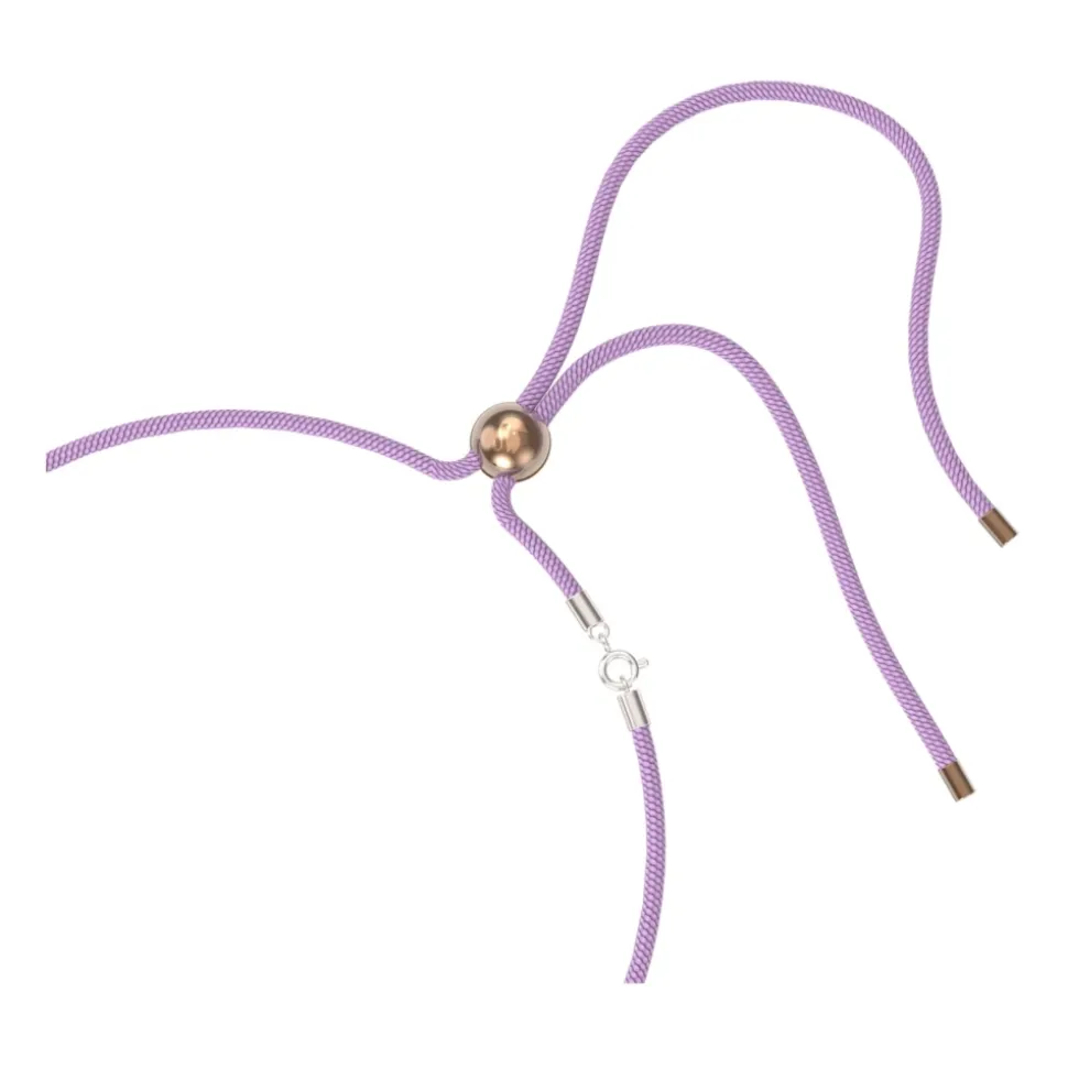 Élégant collier avec pendentif coussin