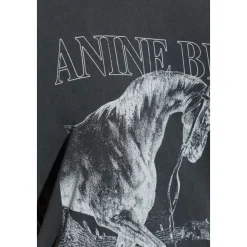 Lili Tee Horse
