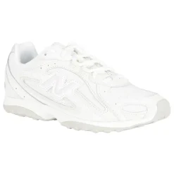 204L Sneakers
