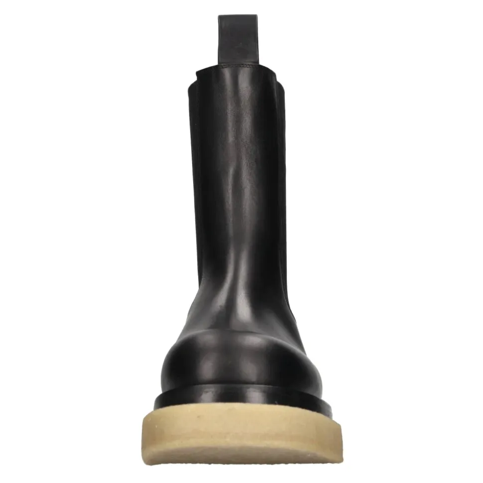 Lug Boot