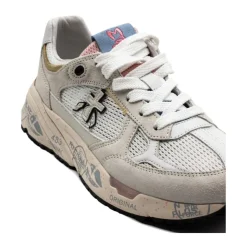 Mased Sneakers