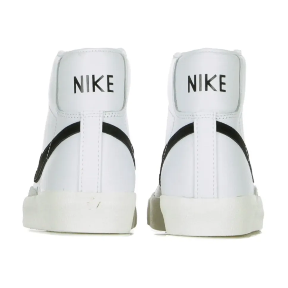 Mid 77 High Top Shoe