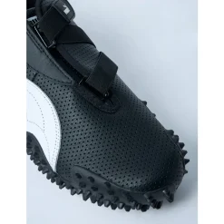 Mostro Perf Sneakers