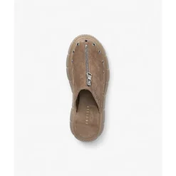 Mules en daim beige