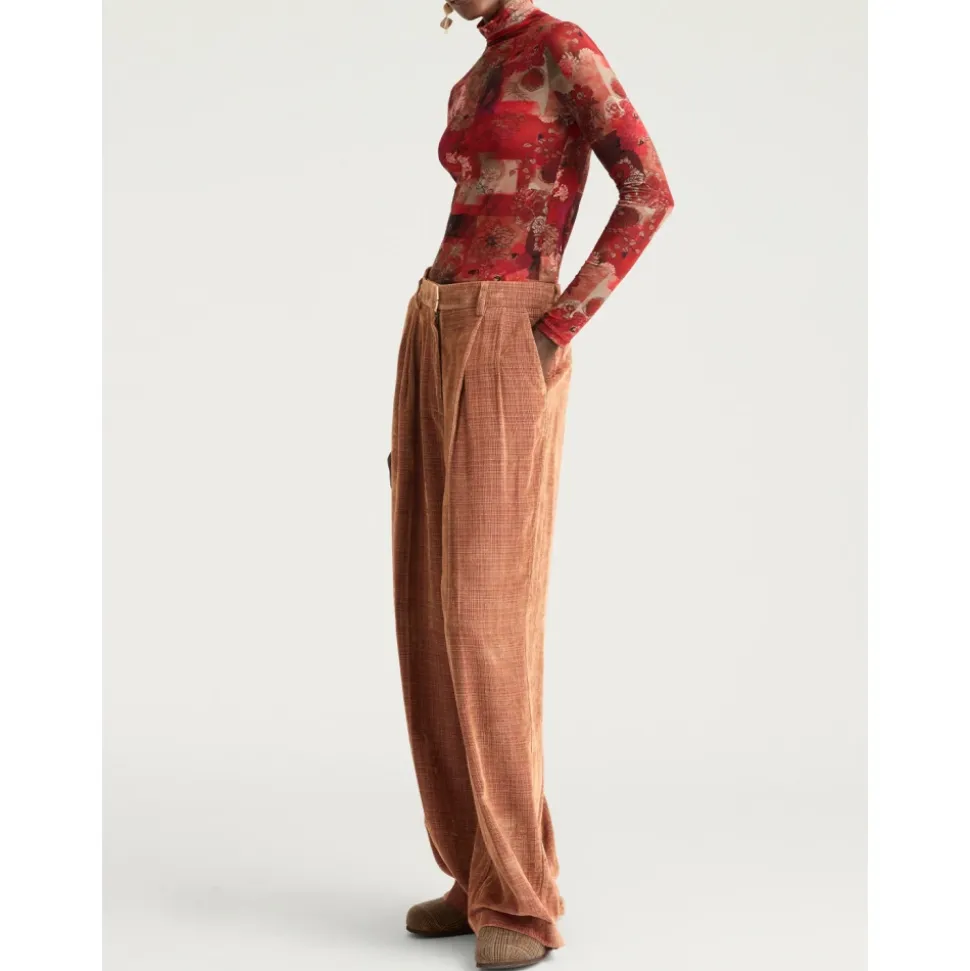 Pantalon long à jambes larges en velours côtelé travaillé