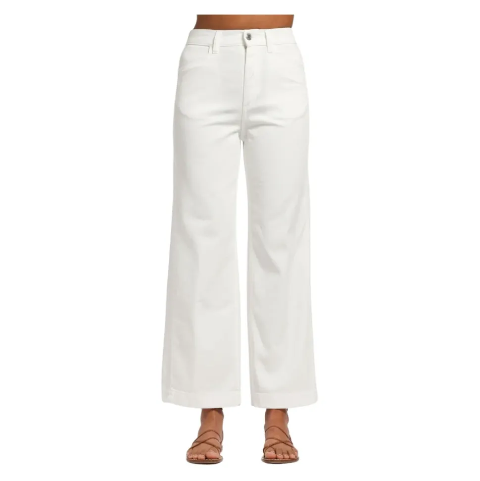Petit ami pantalone