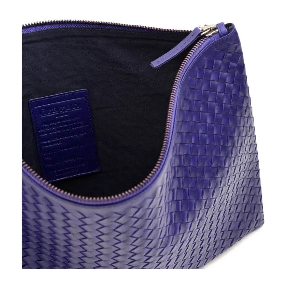 Pochette en cuir tressé à la main en violet intense