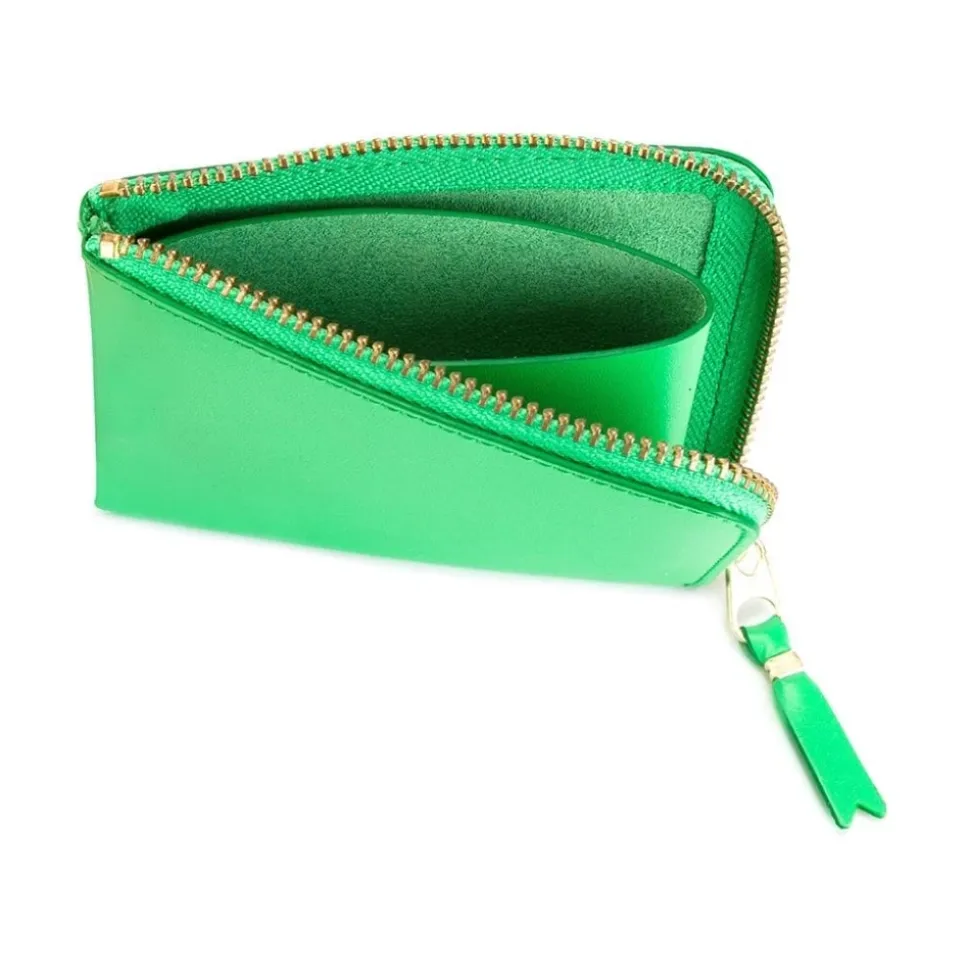 Portefeuille en cuir vert avec détails dorés
