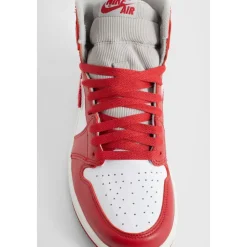 Retro High OG Newstalgia Chenille
