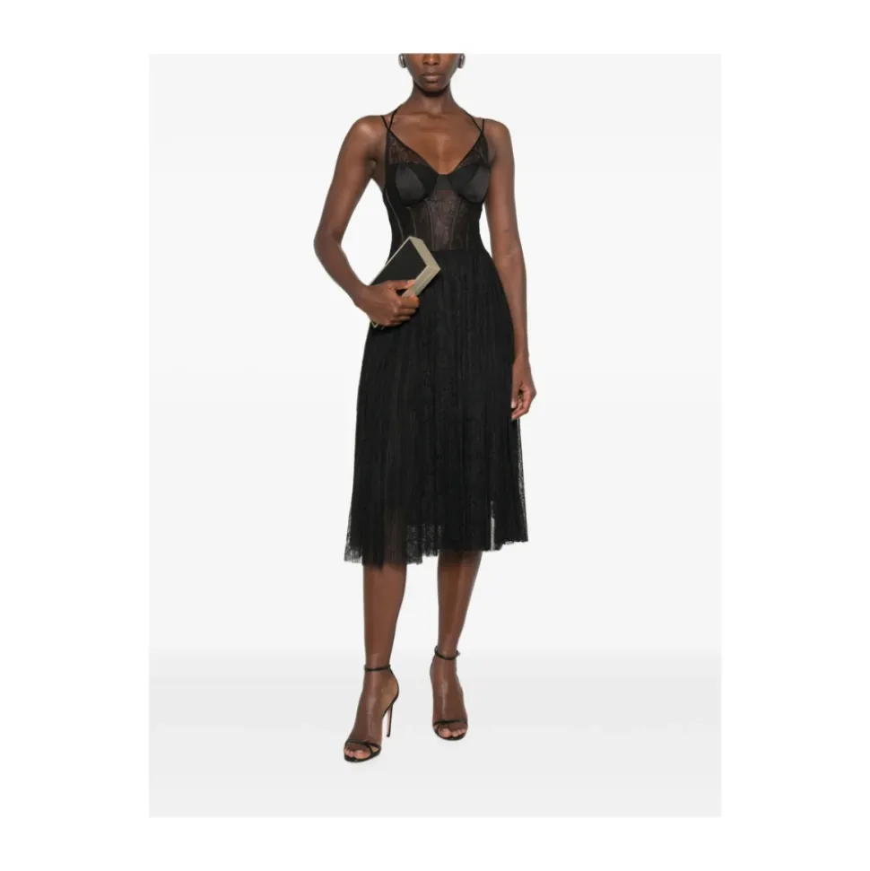 Robe en dentelle florale