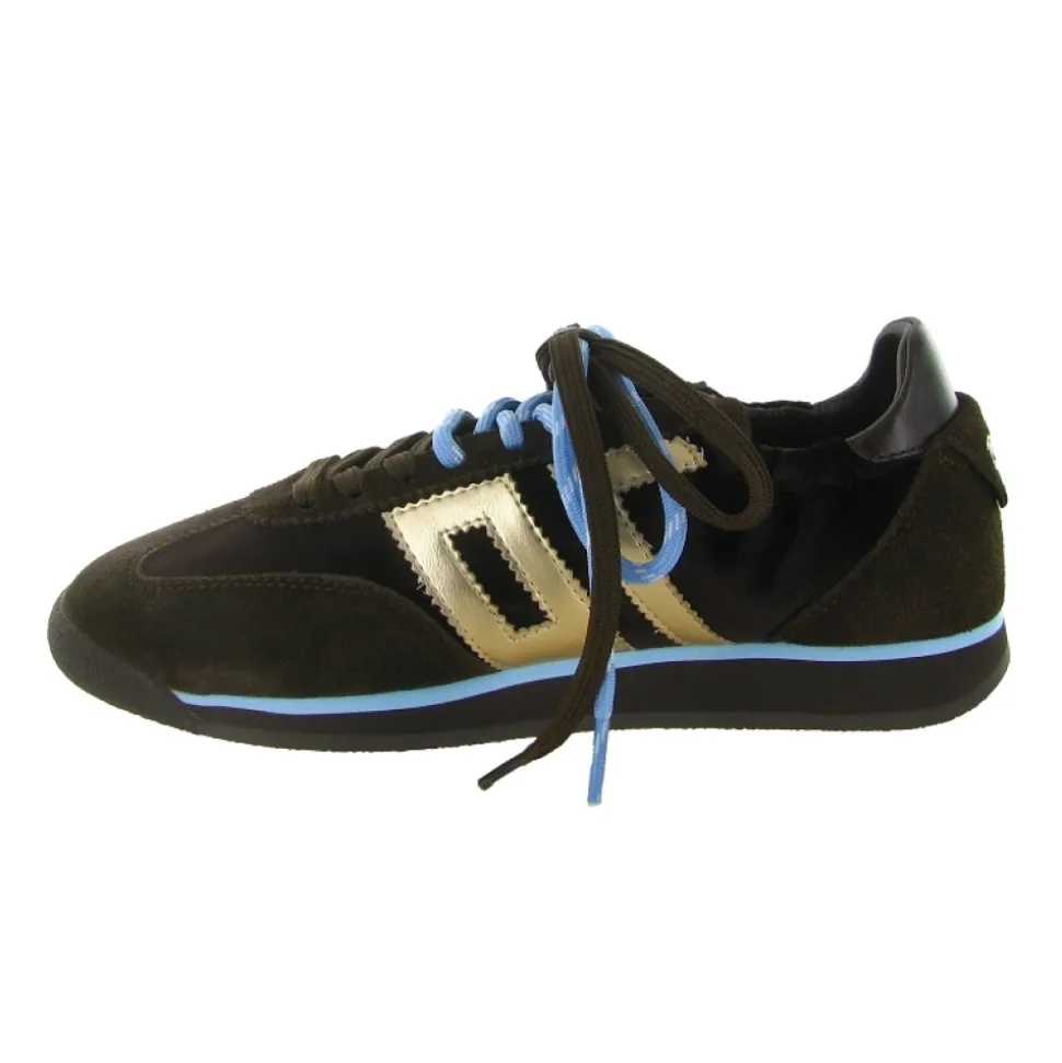 Rocket A26 Sneaker