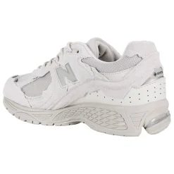 2002R Sneakers