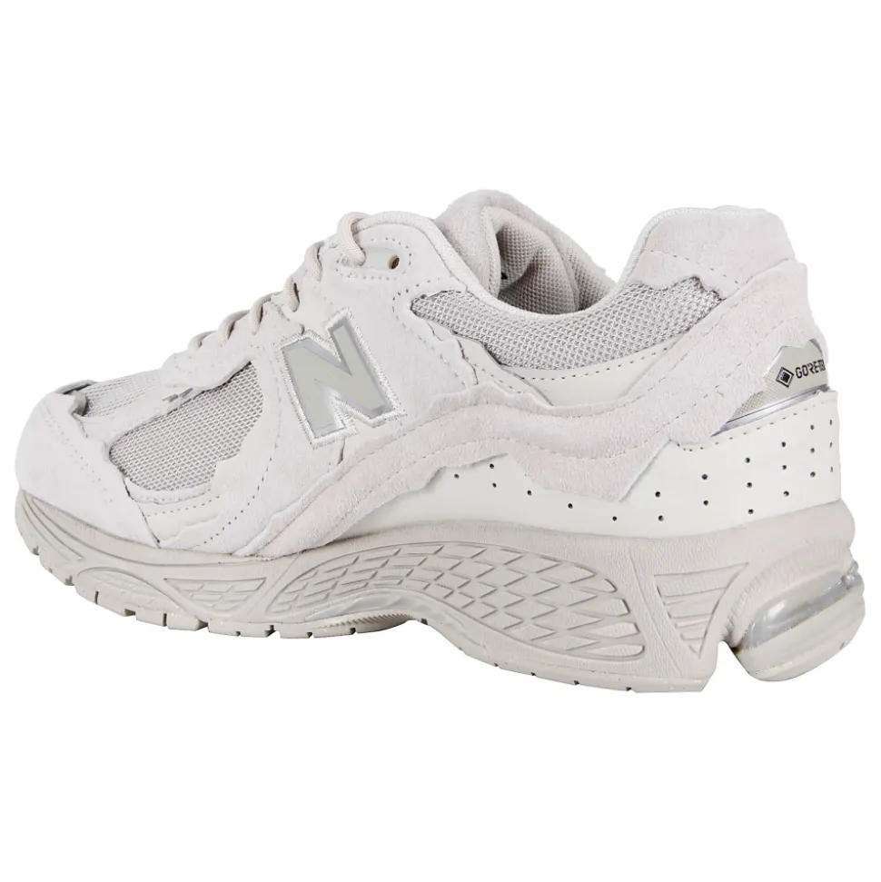 2002R Sneakers