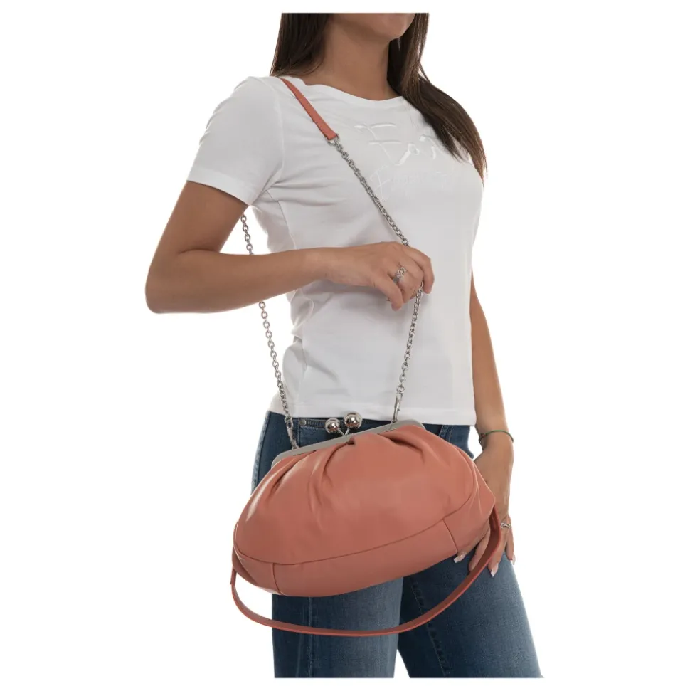 Sac à bandoulière en cuir souple avec chaîne