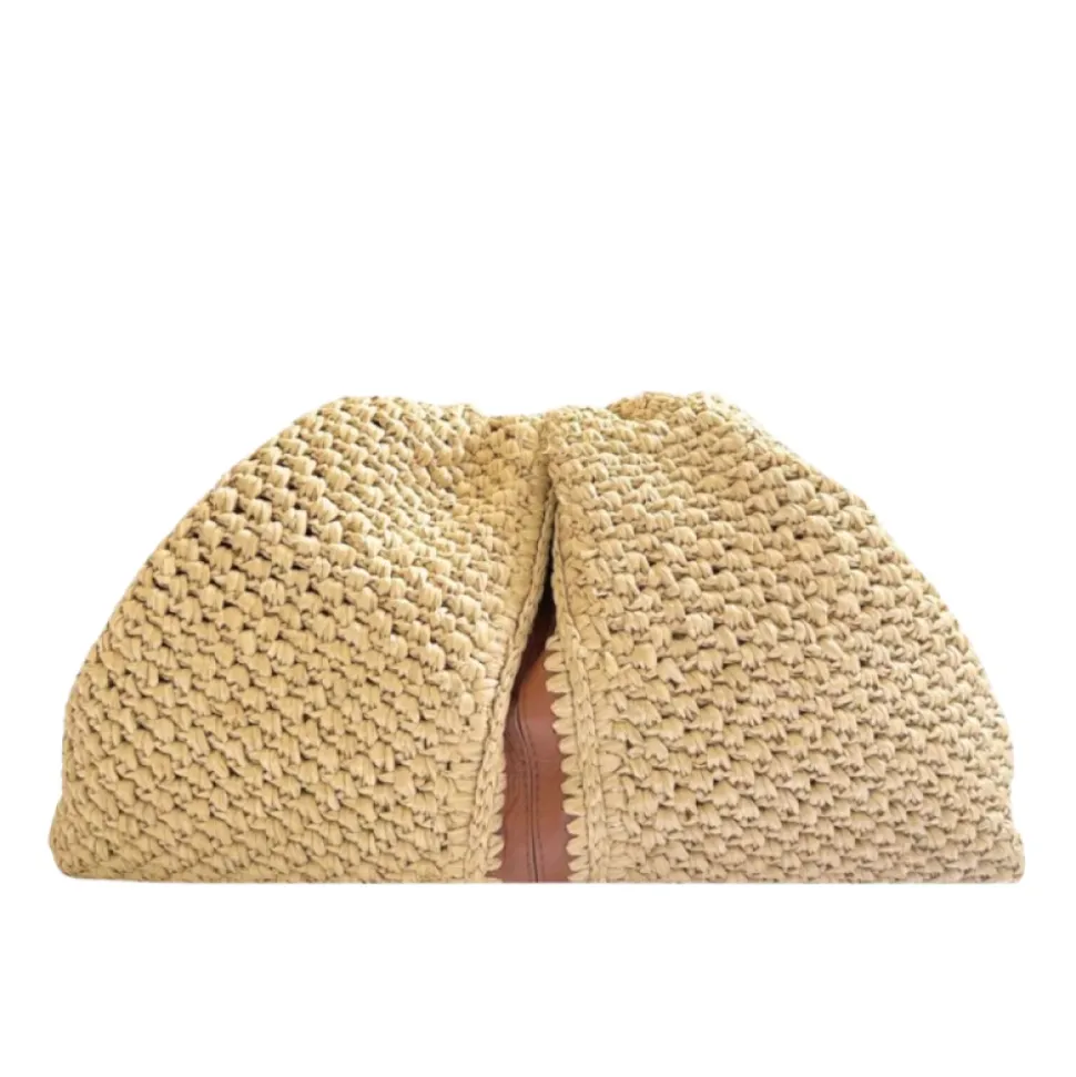 Sac bandoulière en raphia et cuir