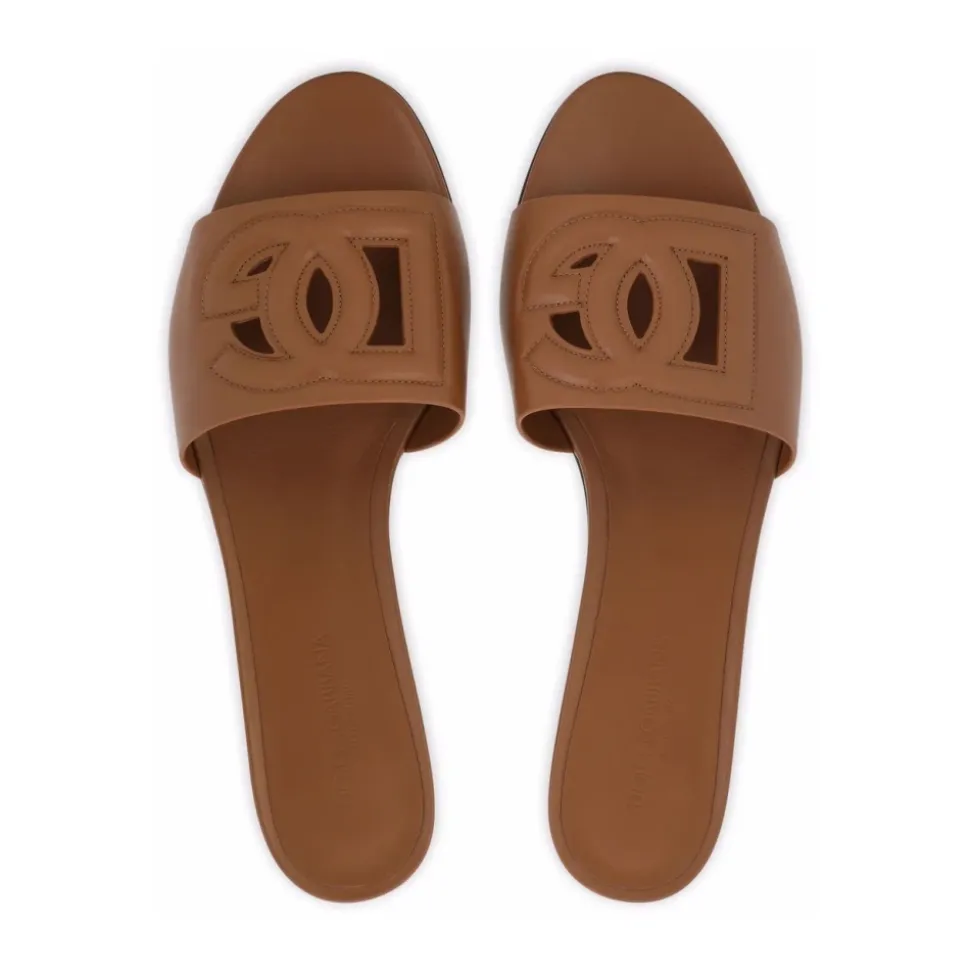 Sandales