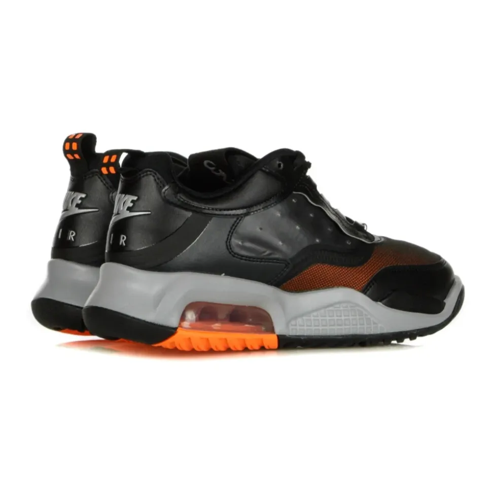 Sneaker Basse Noire Réfléchissante Jordan